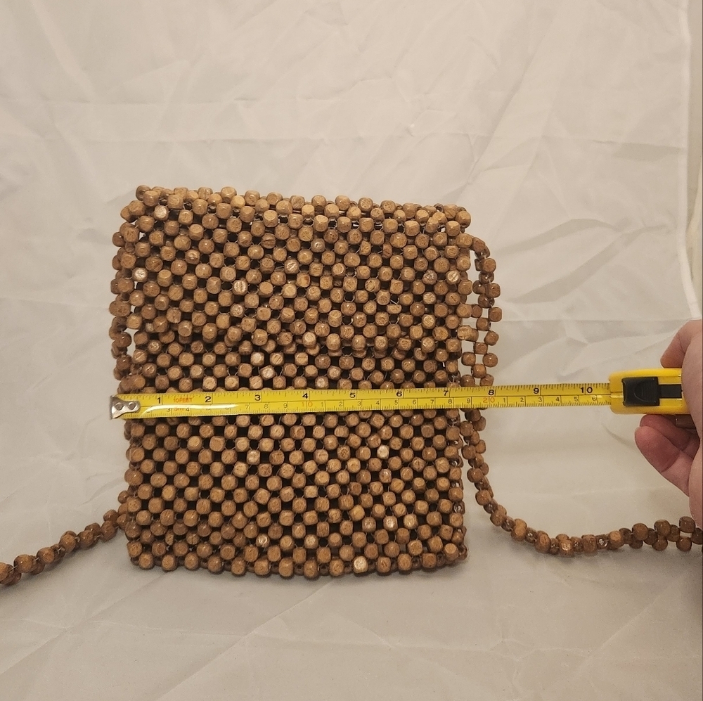 8" Tan Wood Beaded Hand Bag Purse 60" Long Strap - Picture 9 of 9